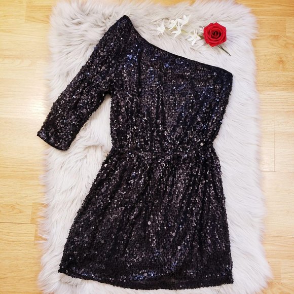 Forever 21 Asymmetrical Large Black Sequins Dress - Picture 1 of 7
